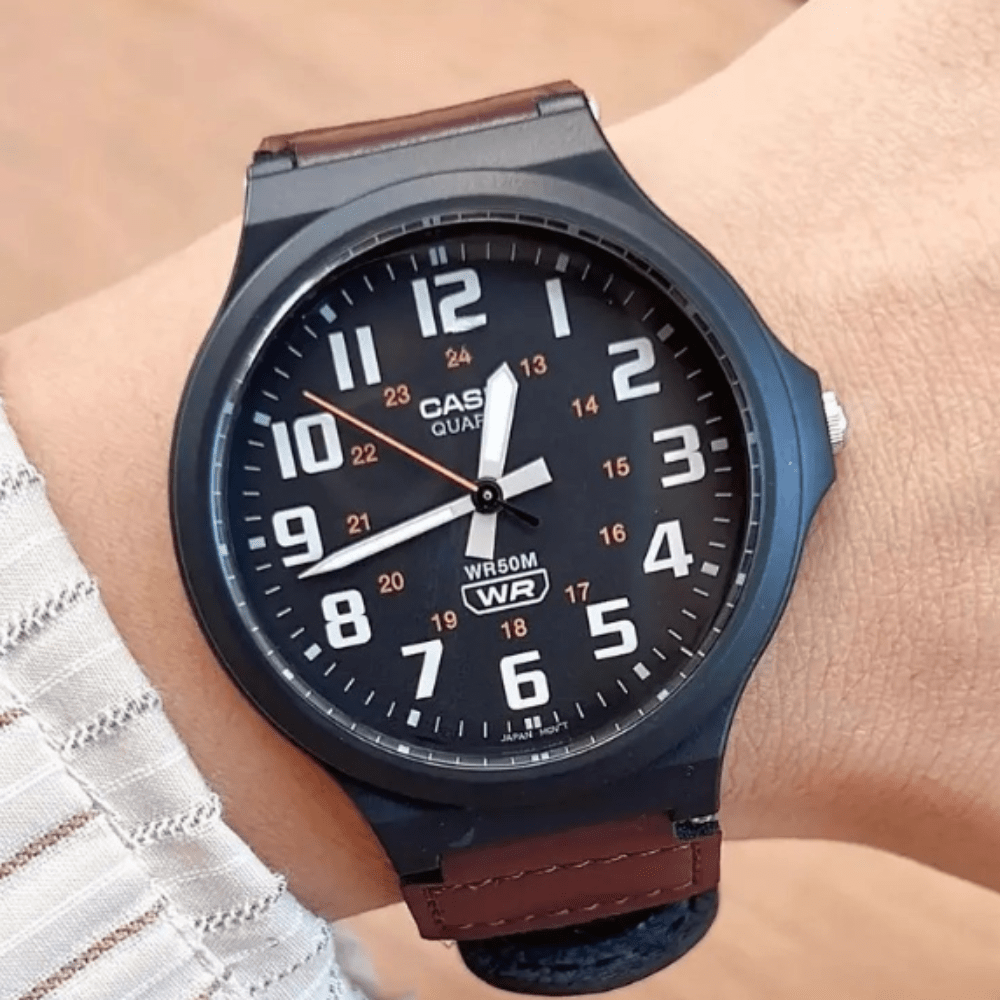 RELOJ CASIO MW-240B-5BVDF NEGRO2