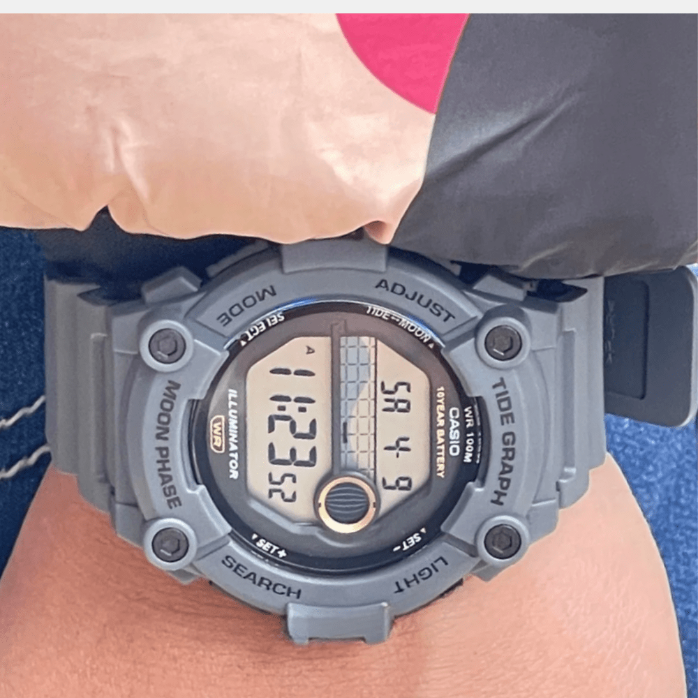 Reloj Casio Deportivo WS-1300H-8AVCF Resina Digital Gris Hombre2