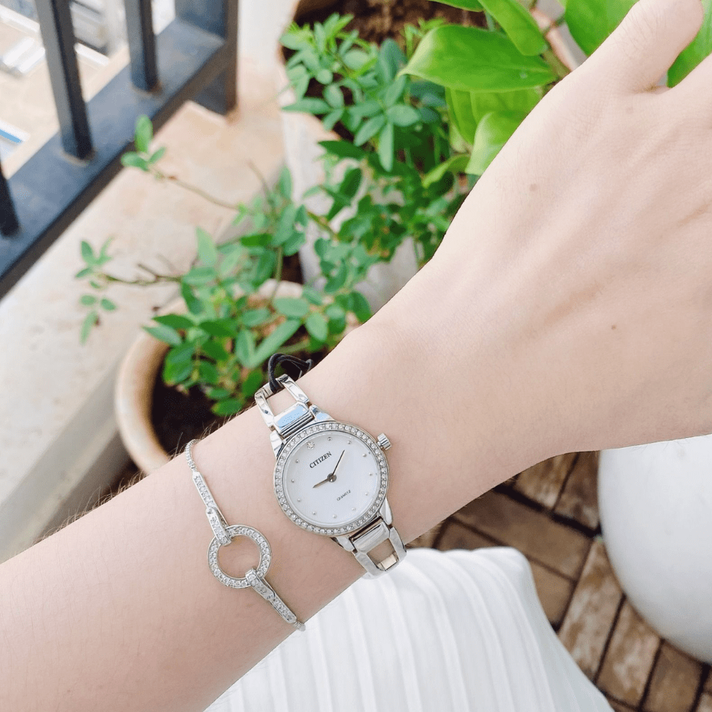 RELOJ CITIZEN EZ7011-88A PLATEADO2