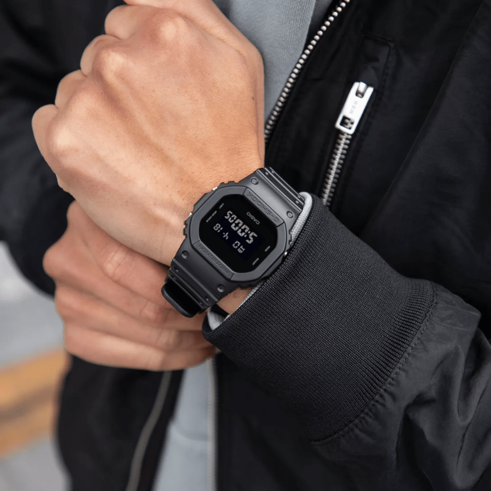 RELOJ CASIO G-SHOCK DW-5600UBB-1DR4