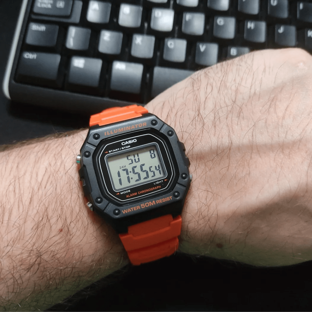 Reloj Casio Deportivo  W-218H-4B2VDF Resina Digital Naranjo/Negro Hombre2