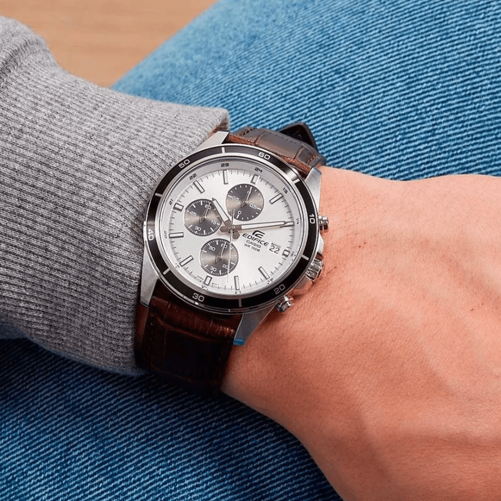 Reloj Casio Edifice EFR-526L-7AVUDF Cuero Análogo Plateado Hombre2