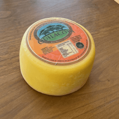 QUESO MANTECOSO QUILACOYA 1kg aprox