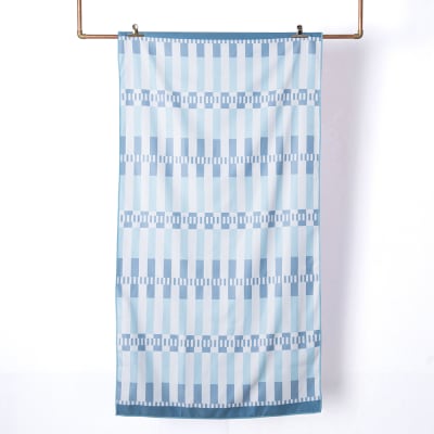 TOALLA DEPORTIVA BOLSO 80X160 CALAMA