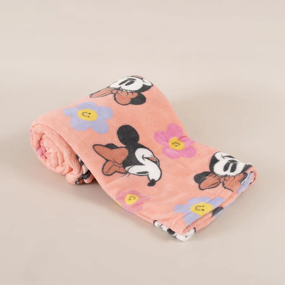 MANTA COJIN 3D MINNIE INT3