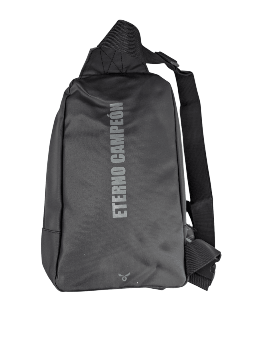 BOLSO CRUZADO GRANDE MOOSE FANATIKOS COLO COLO - CON MULTIPLES BOLSILLOS Y COMPARTIMIENTO PARA IPAD2