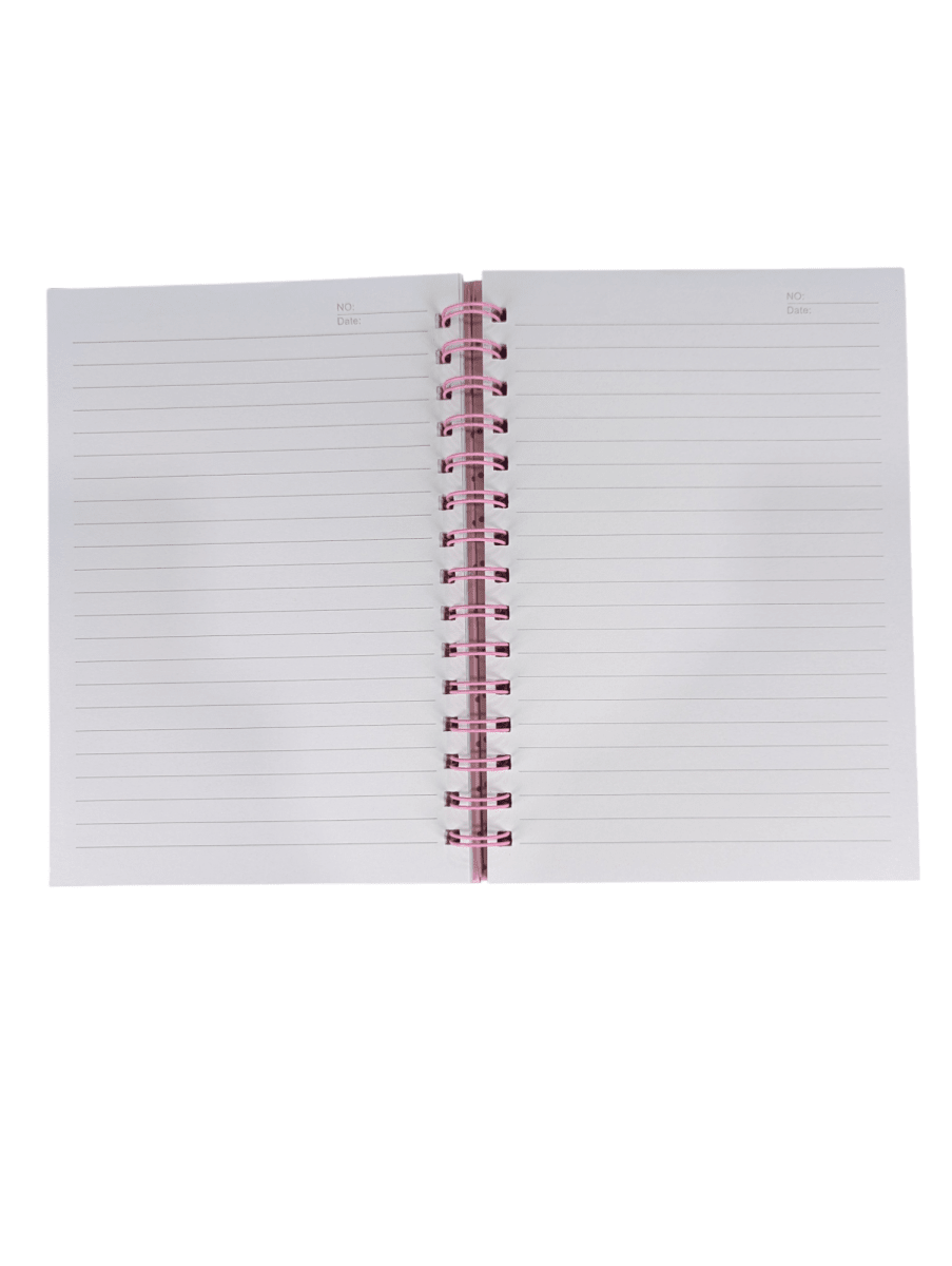 LIBRETA CON ESPIRAL KUROMI PUNTITOS2