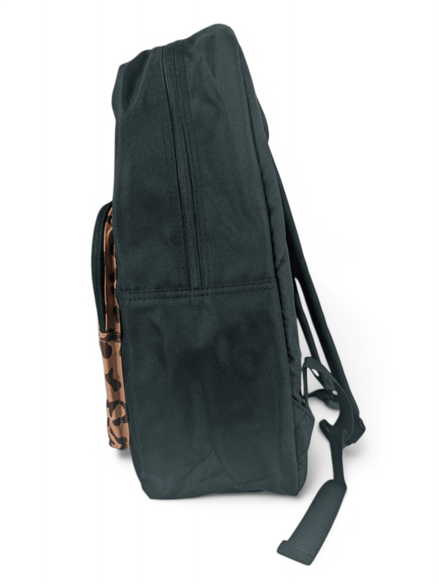 MOCHILA MOOSE RESISTANCE LEOPARDO: COMPARTIMIENTO PARA LAPTOP, ESTILO ANIMAL PRINT3