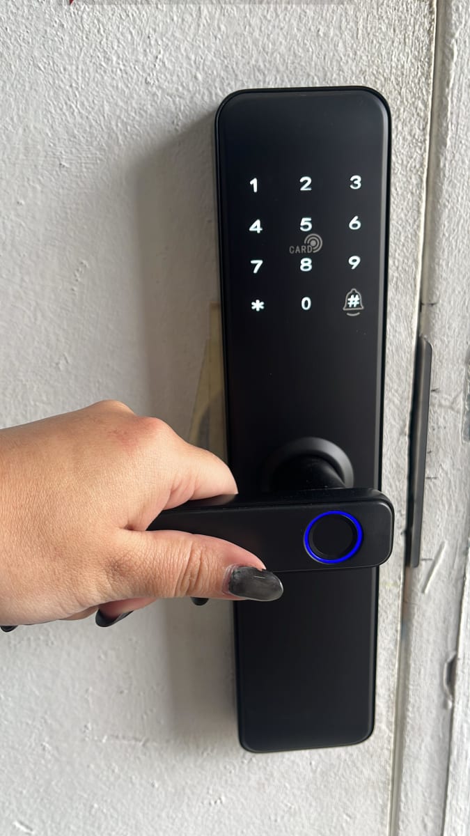 Chapa Eléctrica con huella2