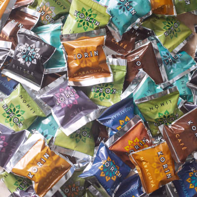 BOMBONES A GRANEL CON ENVOLTURA