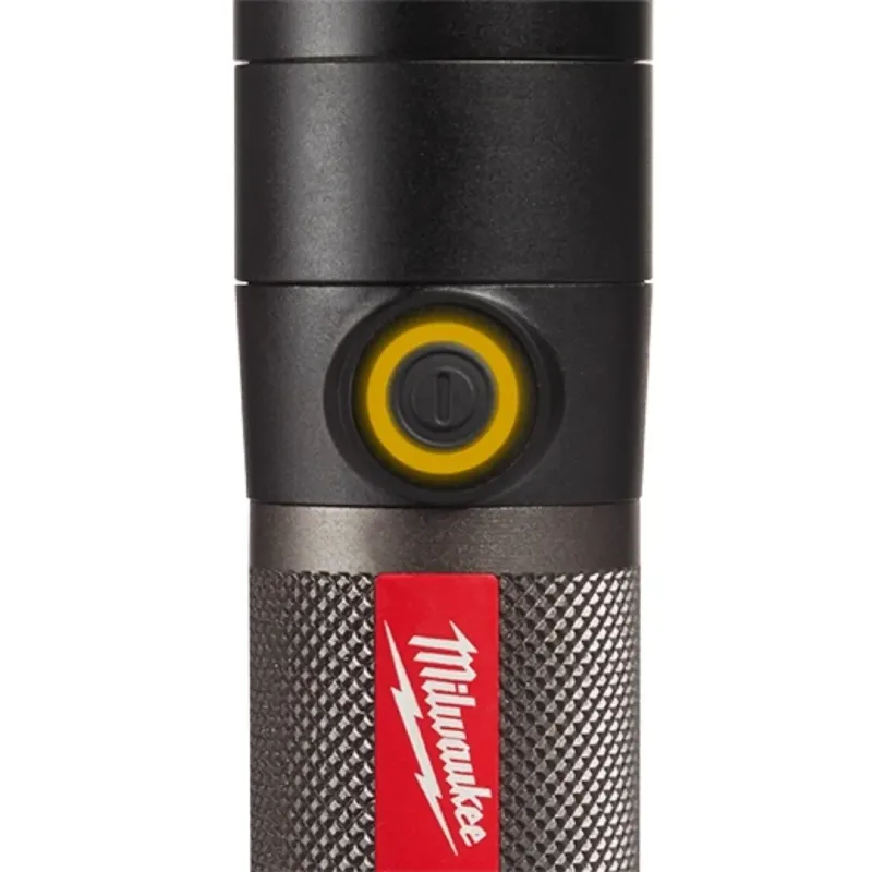 Linterna Compacta Recargable USB 800 Lúmenes MILWAUKEE 2160-212