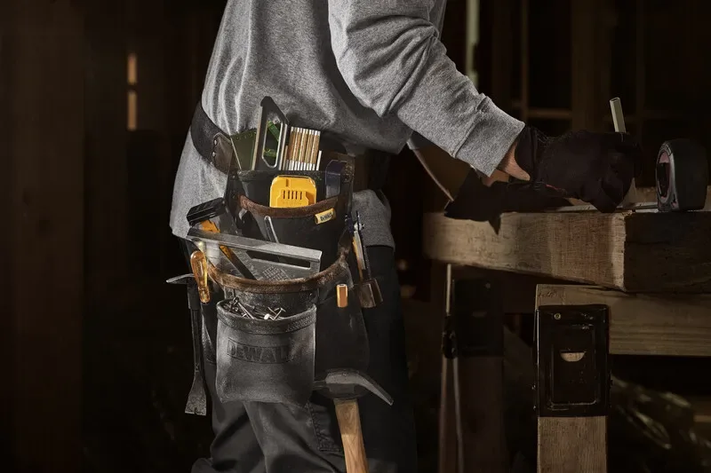 Cinturón Portaherramientas De Cuero DEWALT DWST5501152