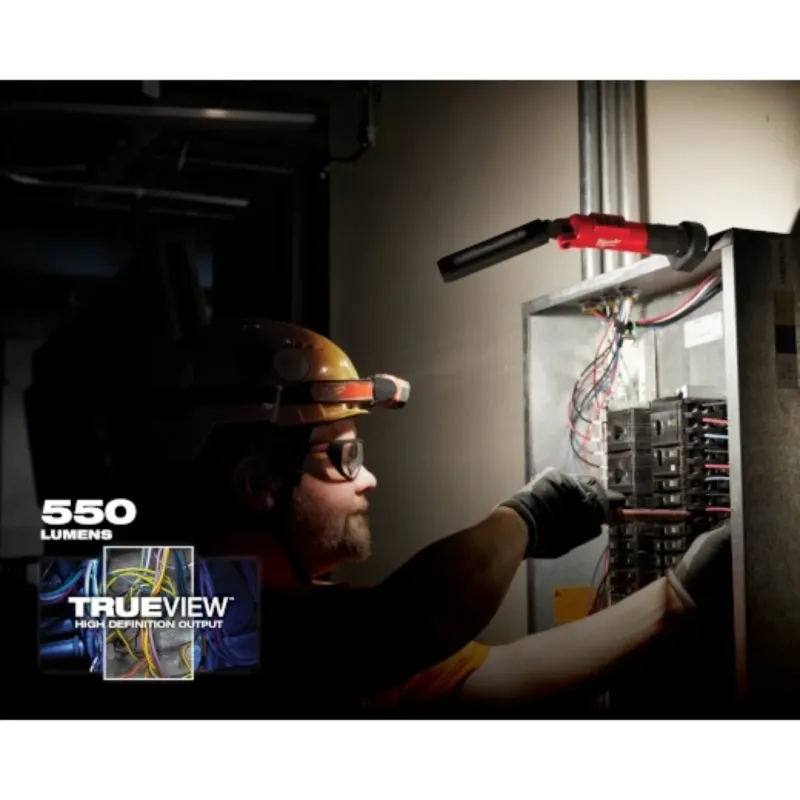 Linterna Tipo Varilla 550 Lúmenes REDLITHIUM USB MILWAUKEE 2128-213