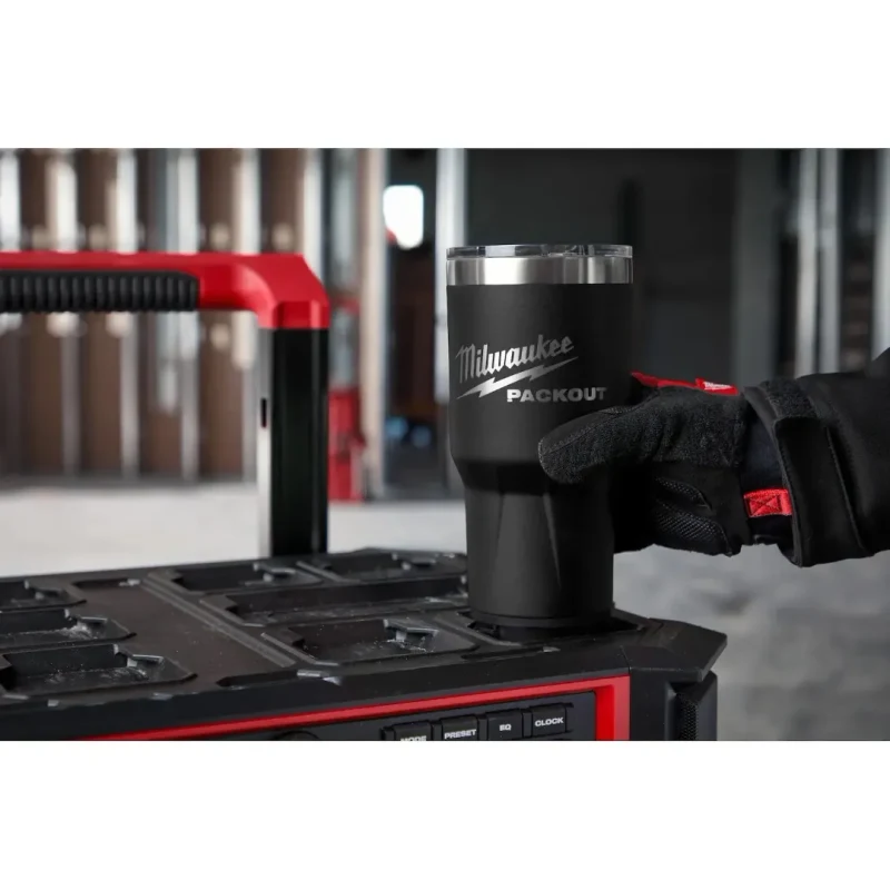 Vaso Térmico PACKOUT 30 oz Negro MILWAUKEE 48-22-8393B3