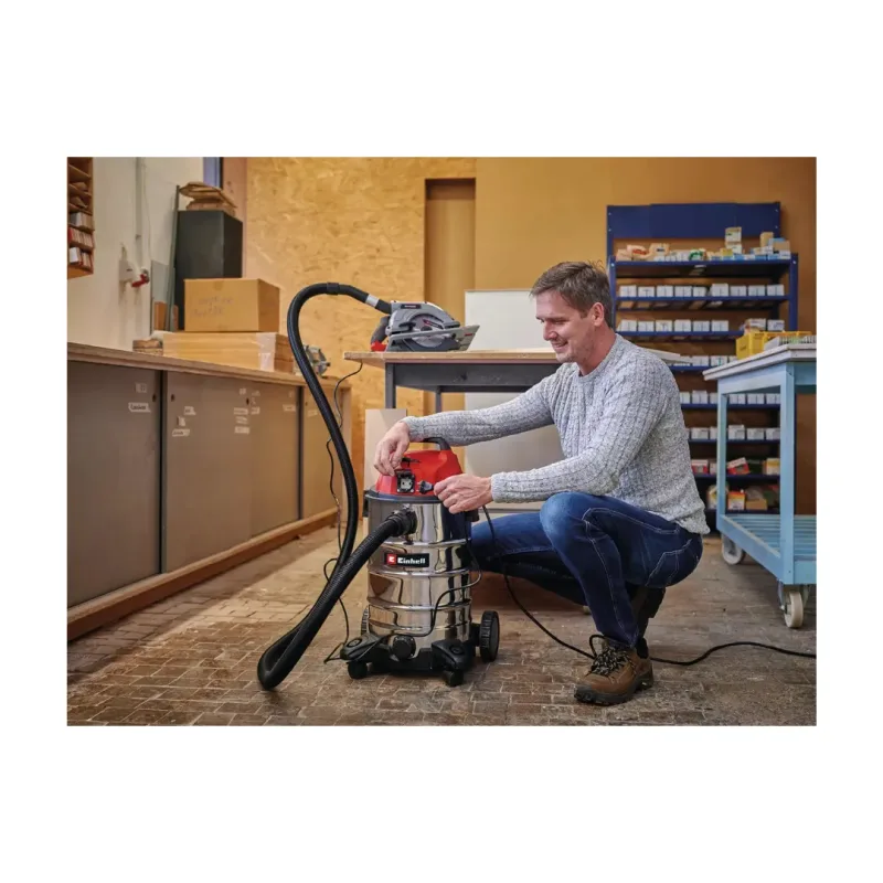 spiradora Polvo/Agua 1500W 30L EINHELL TC-VC 1930 SA Kit 23422305