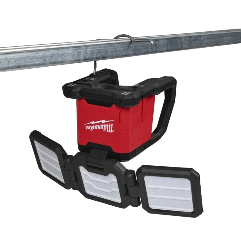 Luz de Área Triple Panel ROVER Dual Power 4.500 Lúmenes M18 MILWAUKEE 2368-204