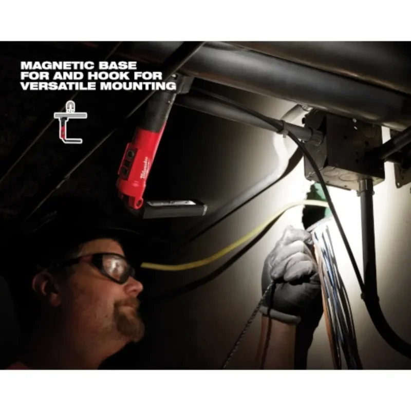 Linterna Tipo Varilla 550 Lúmenes REDLITHIUM USB MILWAUKEE 2128-215