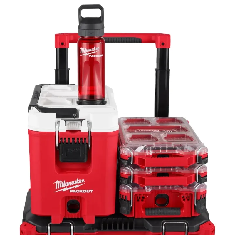 Botella PACKOUT 25 oz con Tapa Chug MILWAUKEE 48-22-8371R5