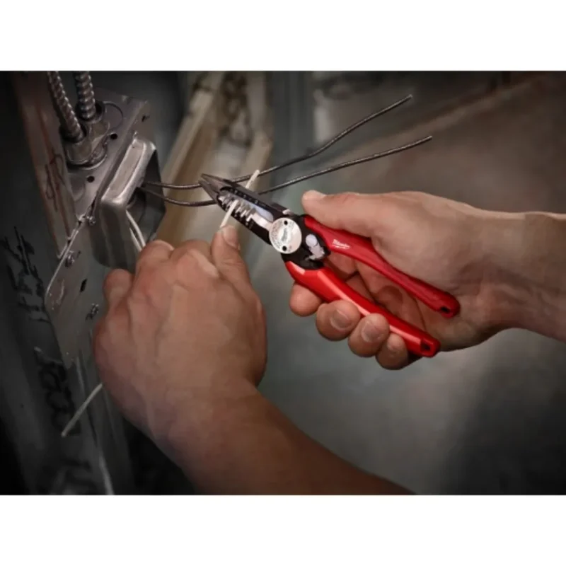 Alicate de Combinación 6 en 1 Comfort Grip MILWAUKEE 48-22-30795