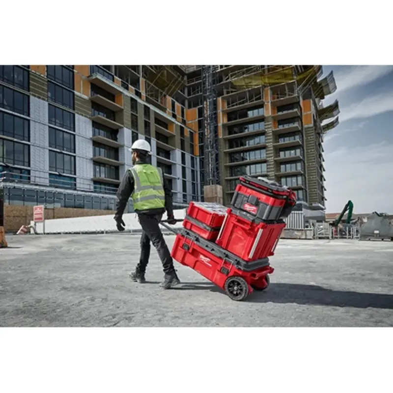 Baúl de Herramientas con Ruedas 35 Galones PACKOUT MILWAUKEE 48-22-84286