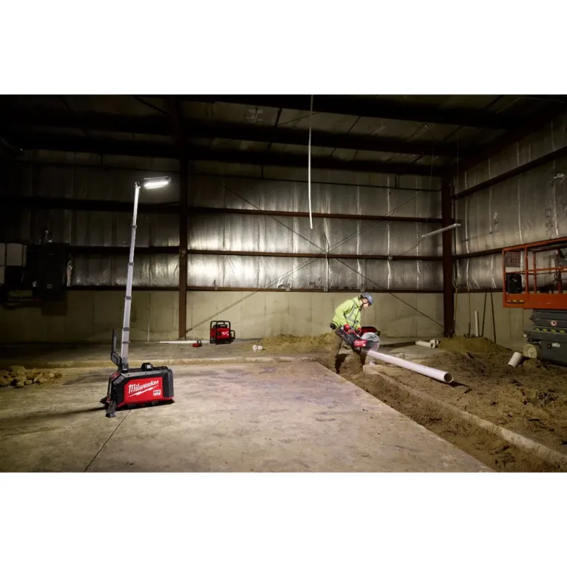 Kit Torre de Iluminación ROCKET Doble Alimentación Compacta 15.000 Lúmenes MX FUEL MILWAUKEE MXF040-1XC7