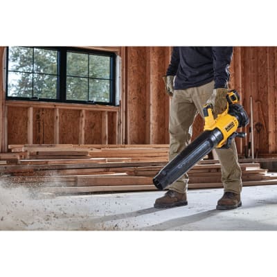 Soplador De Mano Inalámbrico 20v Max Xr® DEWALT DCBL722B 3