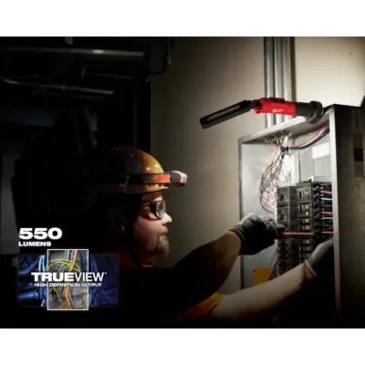 Linterna Tipo Varilla 550 Lúmenes REDLITHIUM USB MILWAUKEE 2128-21 3