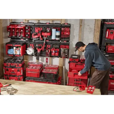 Placa Mural Compacta PACKOUT MILWAUKEE 48-22-8496 4