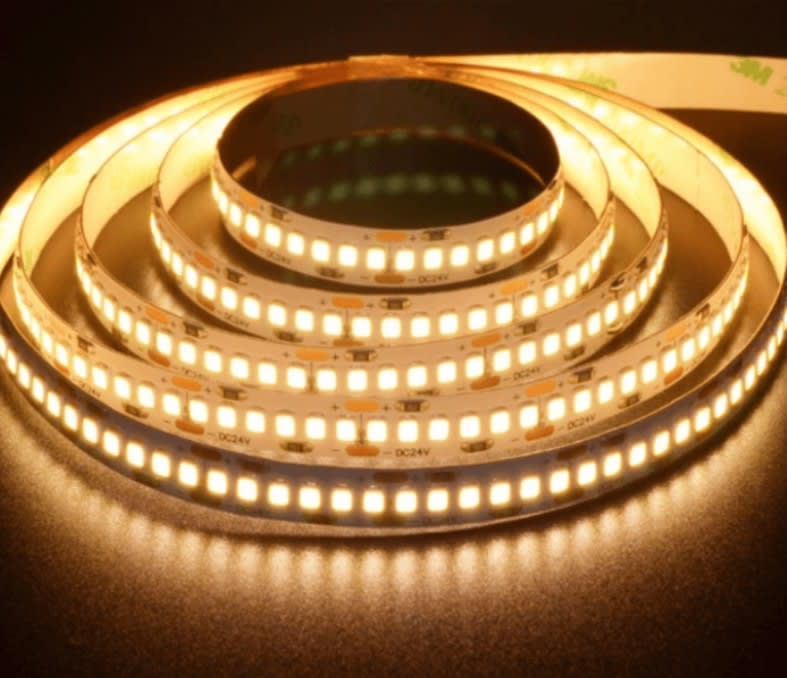 Cinta Led 24V 2835 20W/m IP20 240Led/m 2800K Luz Cálida 5mt (kn)2