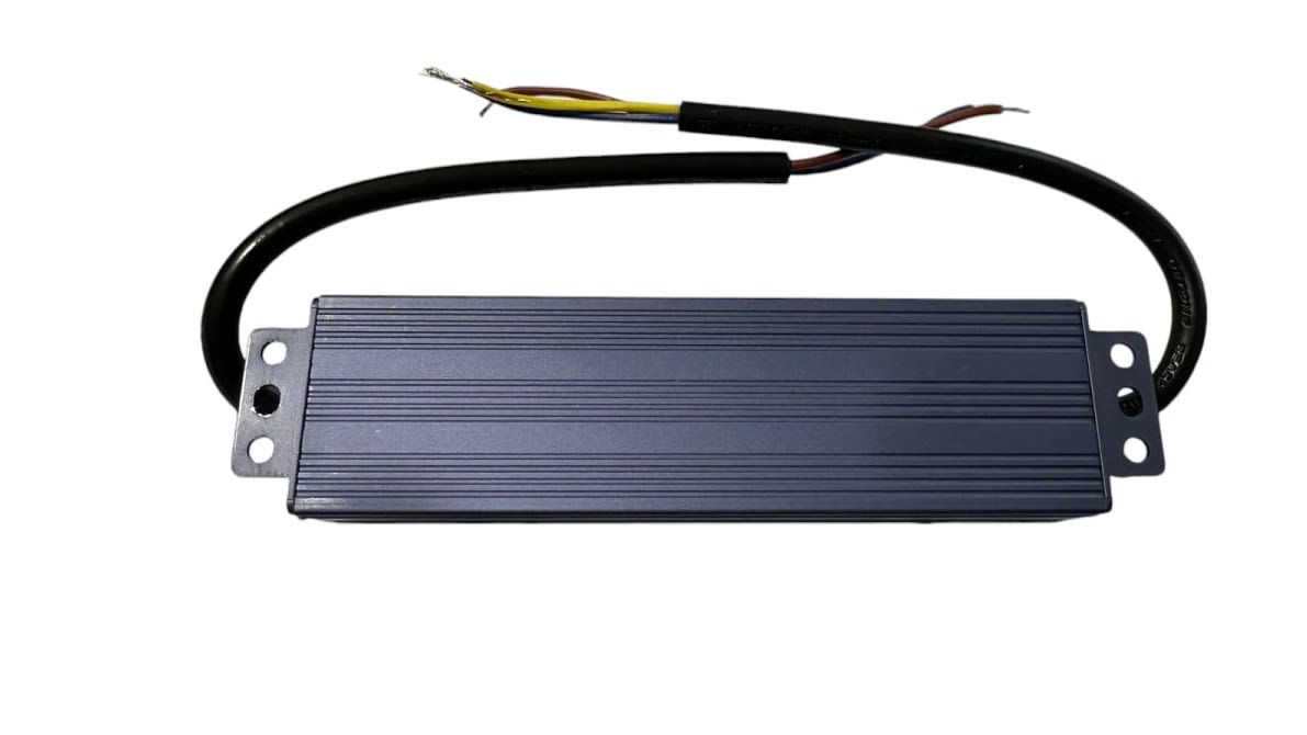 Fuente de Poder 12V 5A 60W IP67 Hermética (130x35x22mm) (kn)2