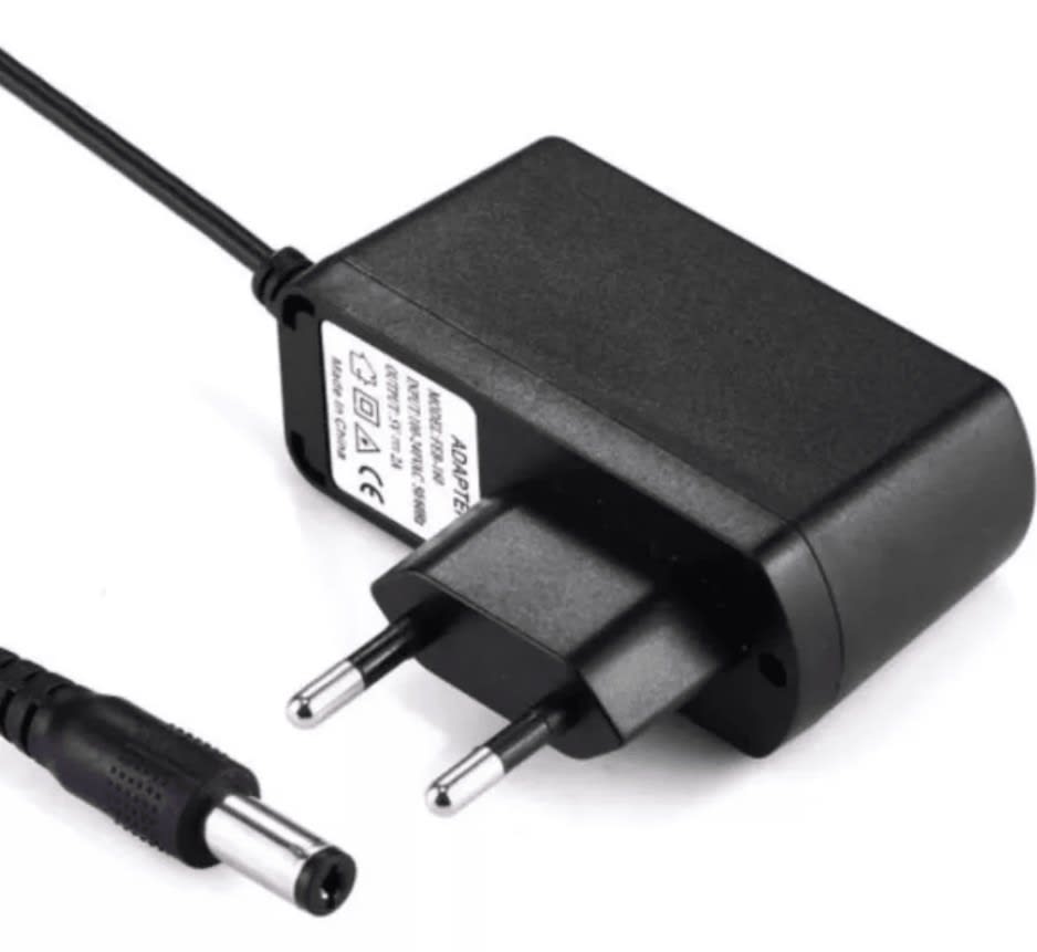 Transformador 12V 2A 24W Tipo Cargador Celular2