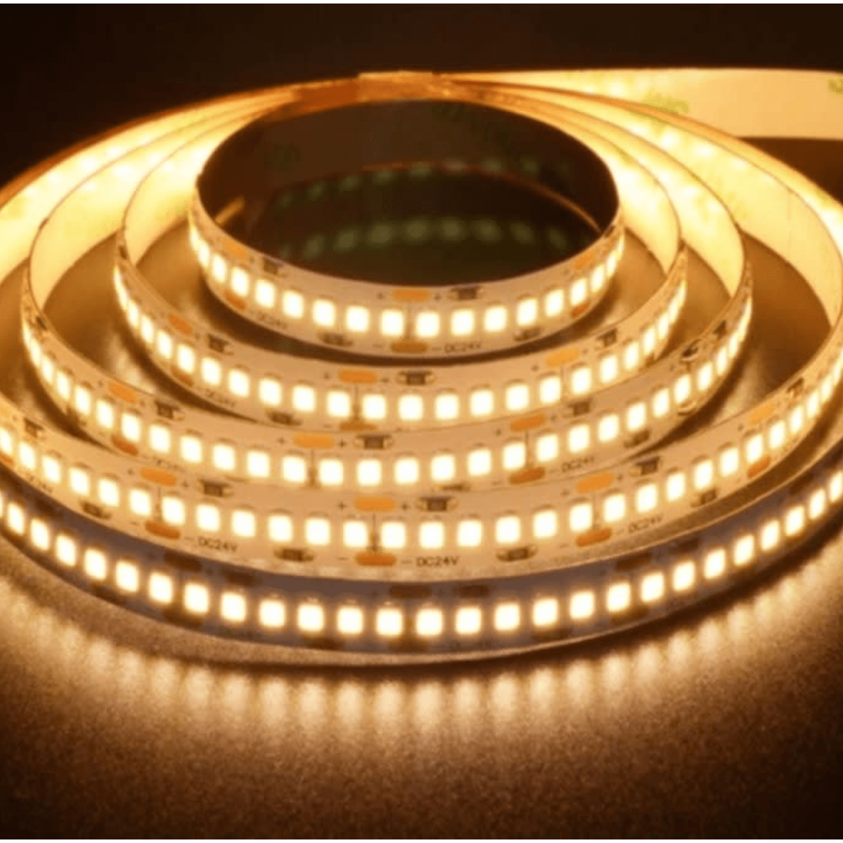 Cinta Led 24V 2835 10W/m IP20 120Led/m 2800K Luz Cálida 5mts (wt)3