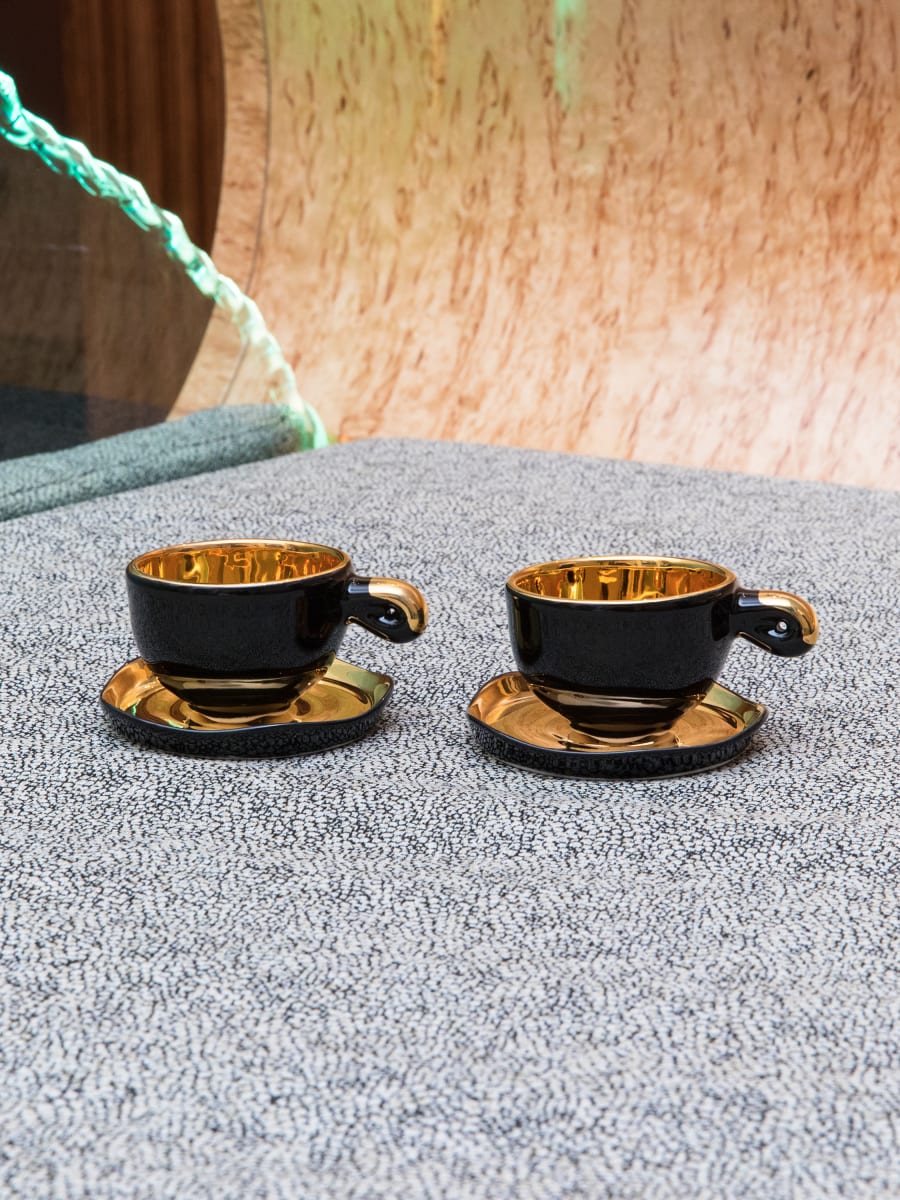 Taza Espresso & Platillo “Fiore” Oro 1 unidad11