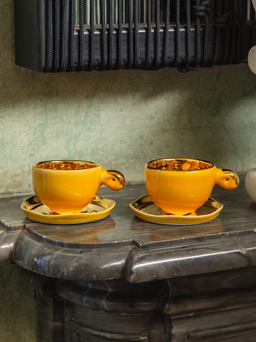 Taza Espresso & Platillo “Fiore” Oro 1 unidad5