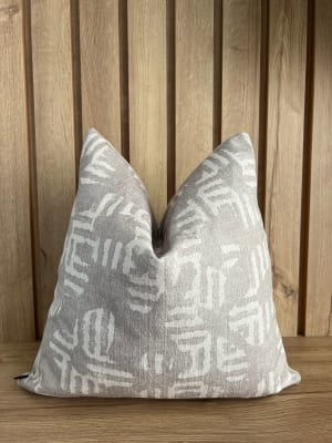 FUNDA DE COJÍN BOSNIA IVORY