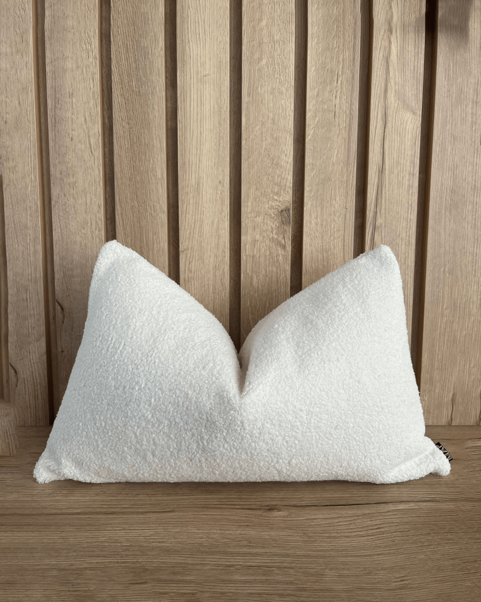 FUNDA RIÑONERA CURLY IVORY1