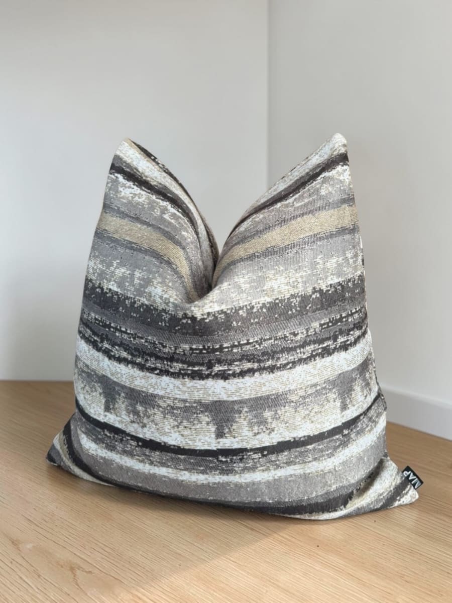 FUNDA DE COJÍN ESTRATOS2