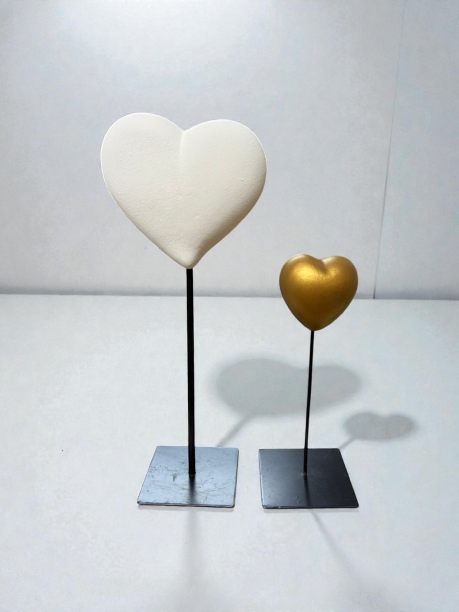 SET ADORNO PEDESTAL CORAZÓN3