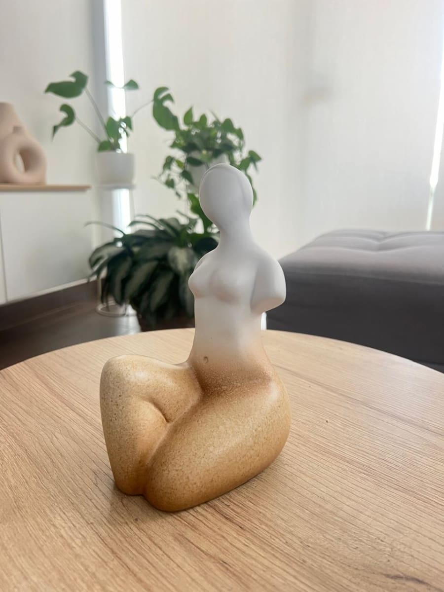 ADORNO SILUETA MUJER2