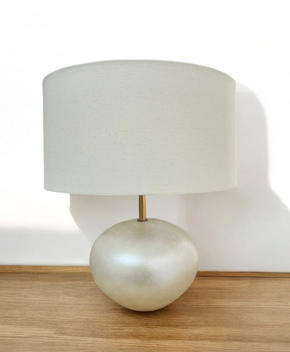 LÁMPARA SEMI OVOIDE