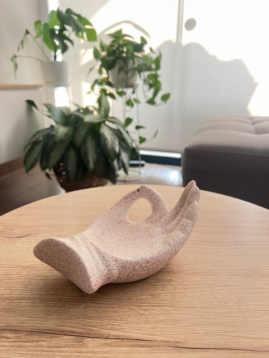 PORTA INCIENSO MANO TERRAZO2