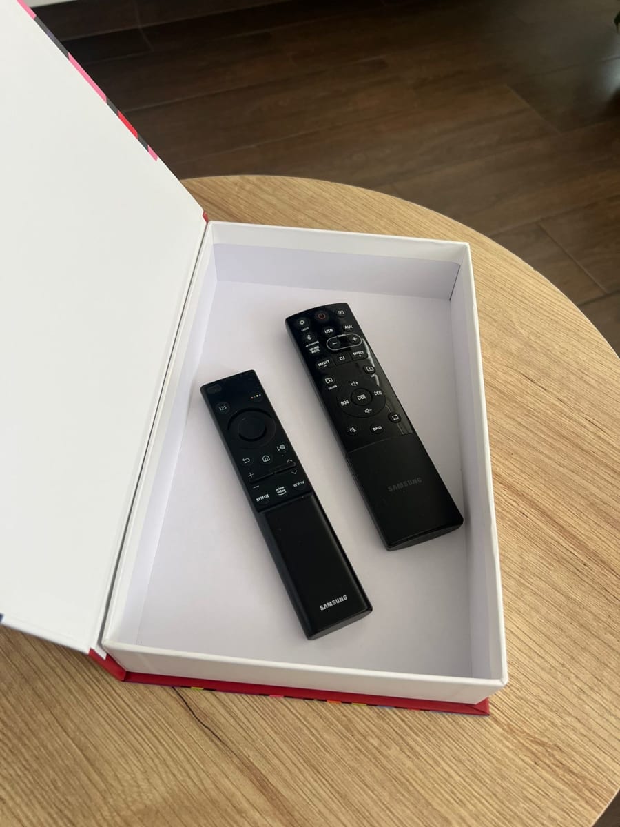 LIBRO DECORATIVO POP ART4