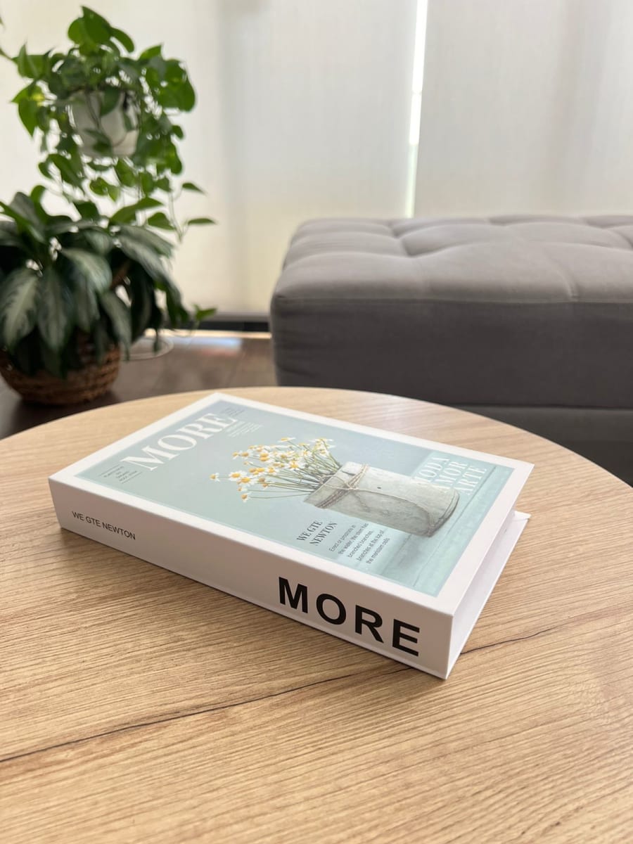 LIBRO DECORATIVO MORE WEEKEND2