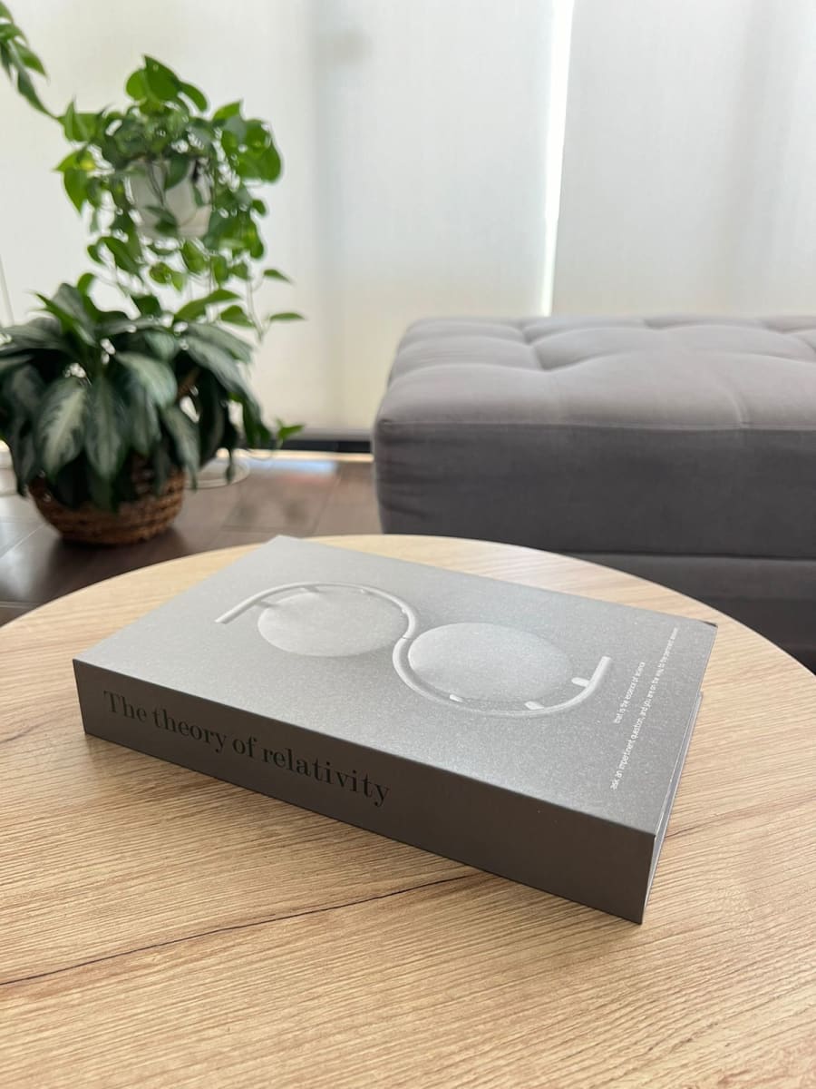 LIBRO DECORATIVO THE THEORY2