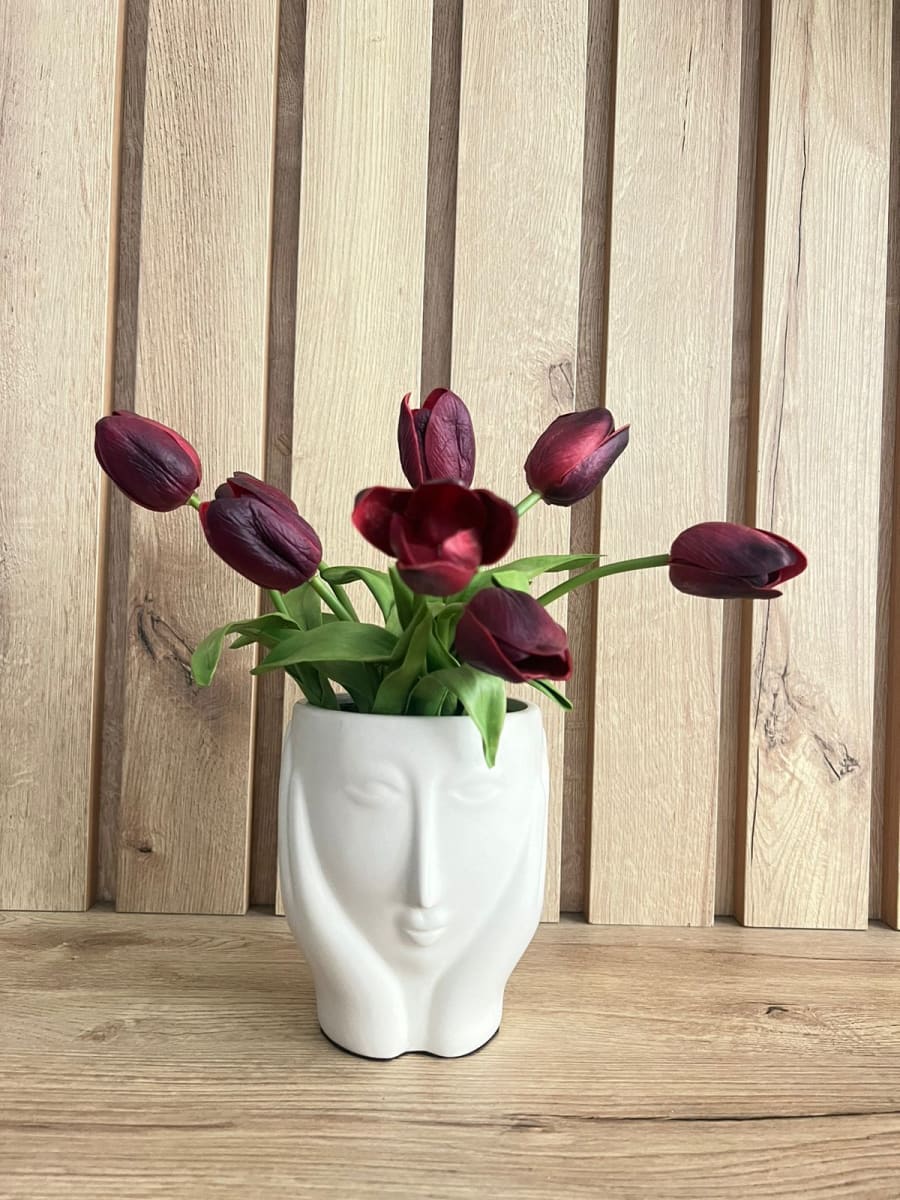 ARREGLO FLORAL CARA TULIPANES
