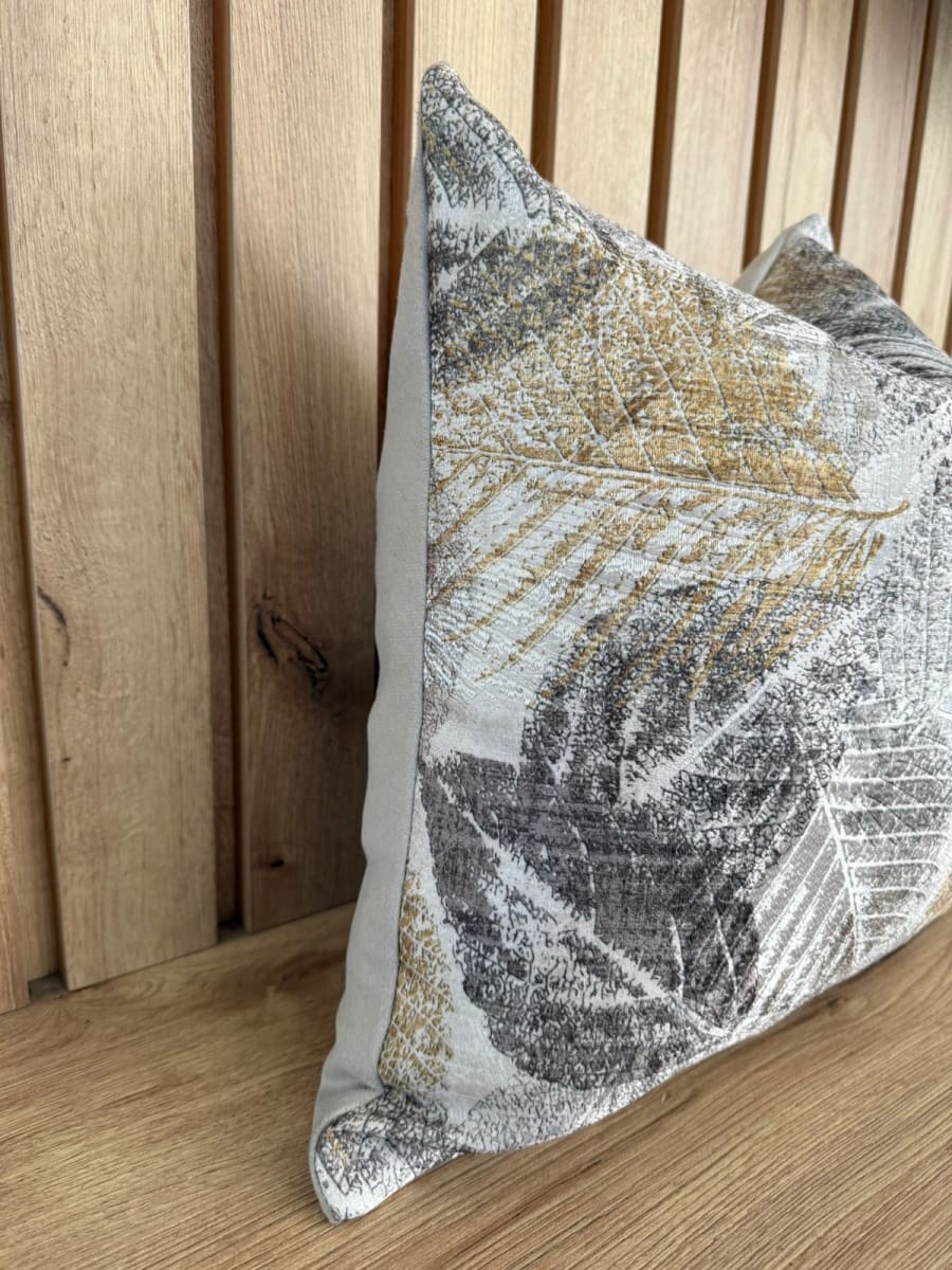 FUNDA DE COJÍN HOJAS1