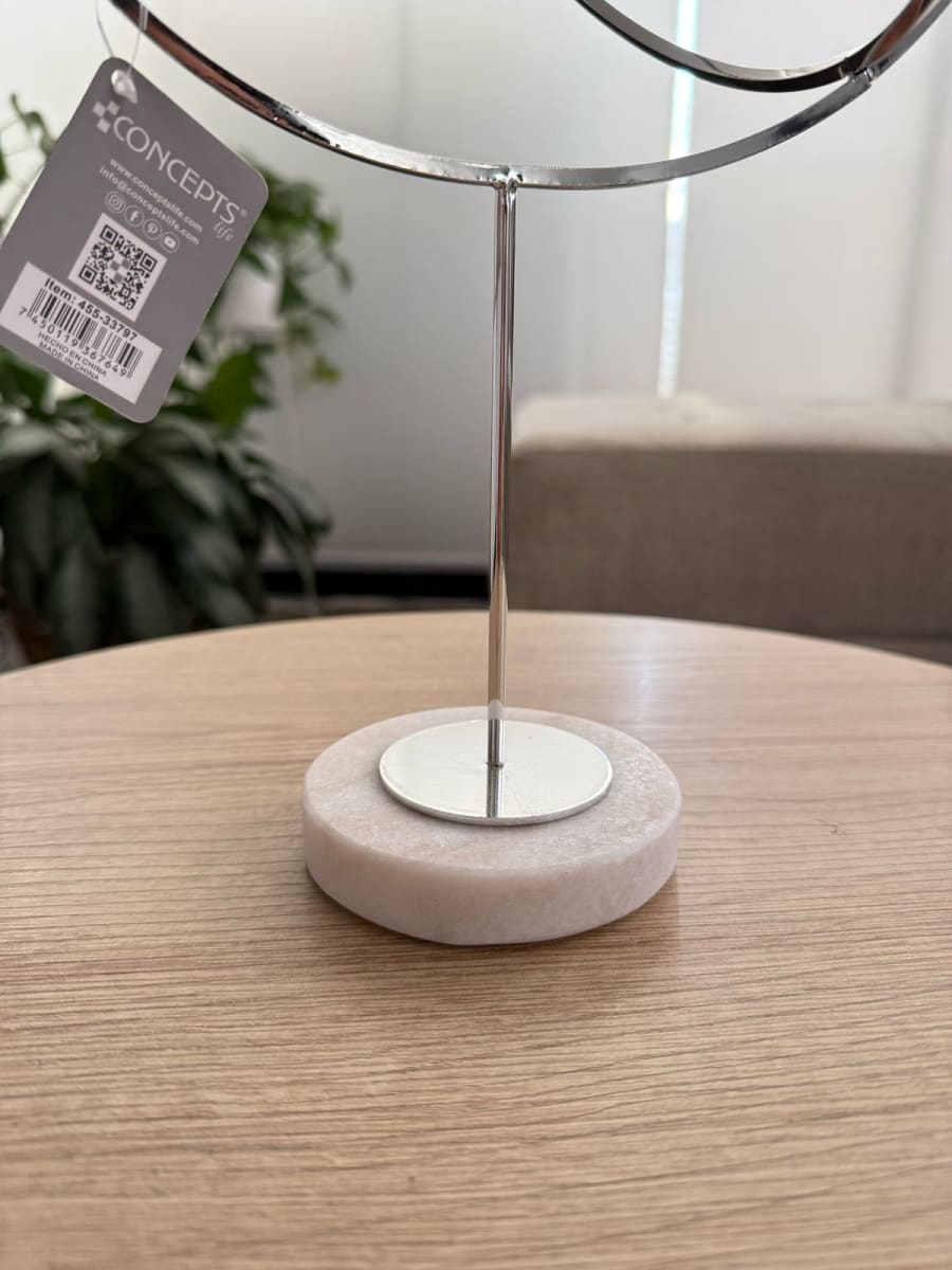 ADORNO TOTEM STAND ÁTOMO2