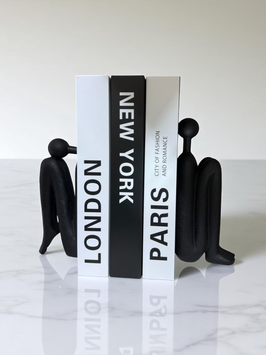 SUJETA LIBROS PAREJA DECOR