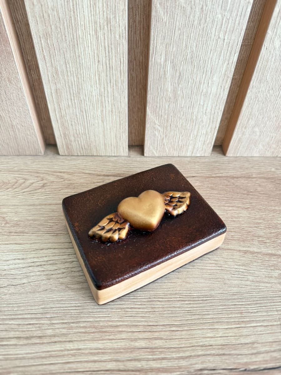 ADORNO LIBRO CORAZÓN