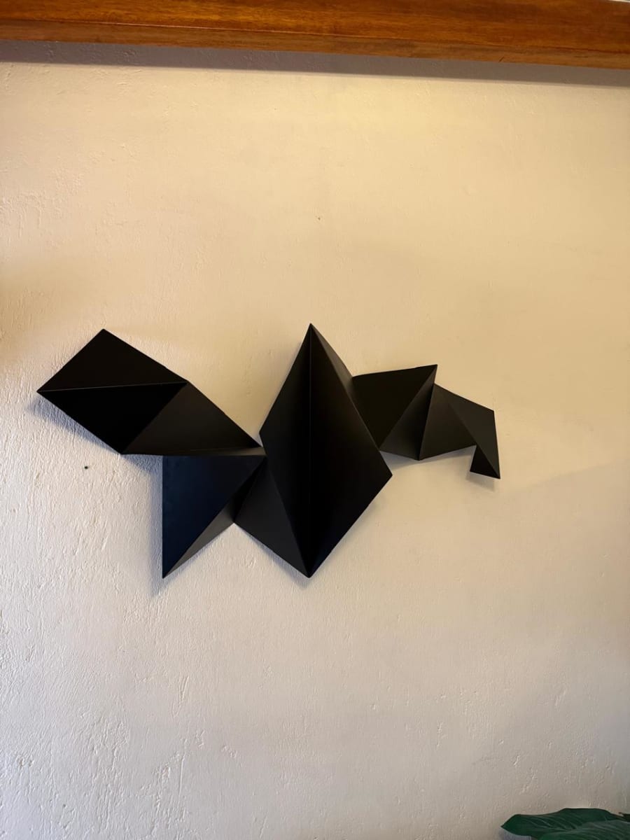 ESCULTURA DE PARED GEOMÉTRICA BLACK3